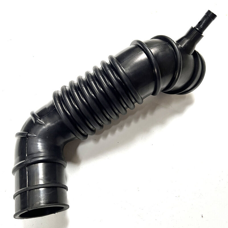 MD160939 is applicable to the intake air pipes of Mitsubishi Pajero models V24, V34, V44, from 1990 to 2004.