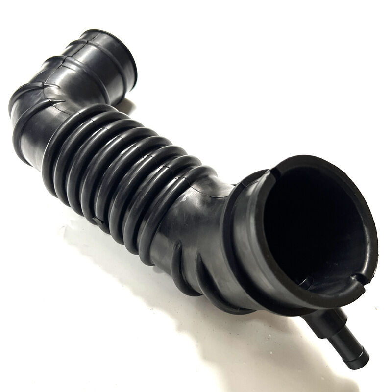 MD160939 is applicable to the intake air pipes of Mitsubishi Pajero models V24, V34, V44, from 1990 to 2004.