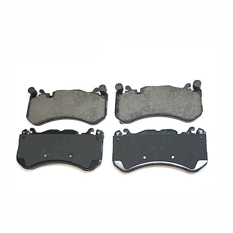 Applicable to Mercedes-Benz W204, W205, W211, W212 front disc brake pad sets 0054206620, 0074205920